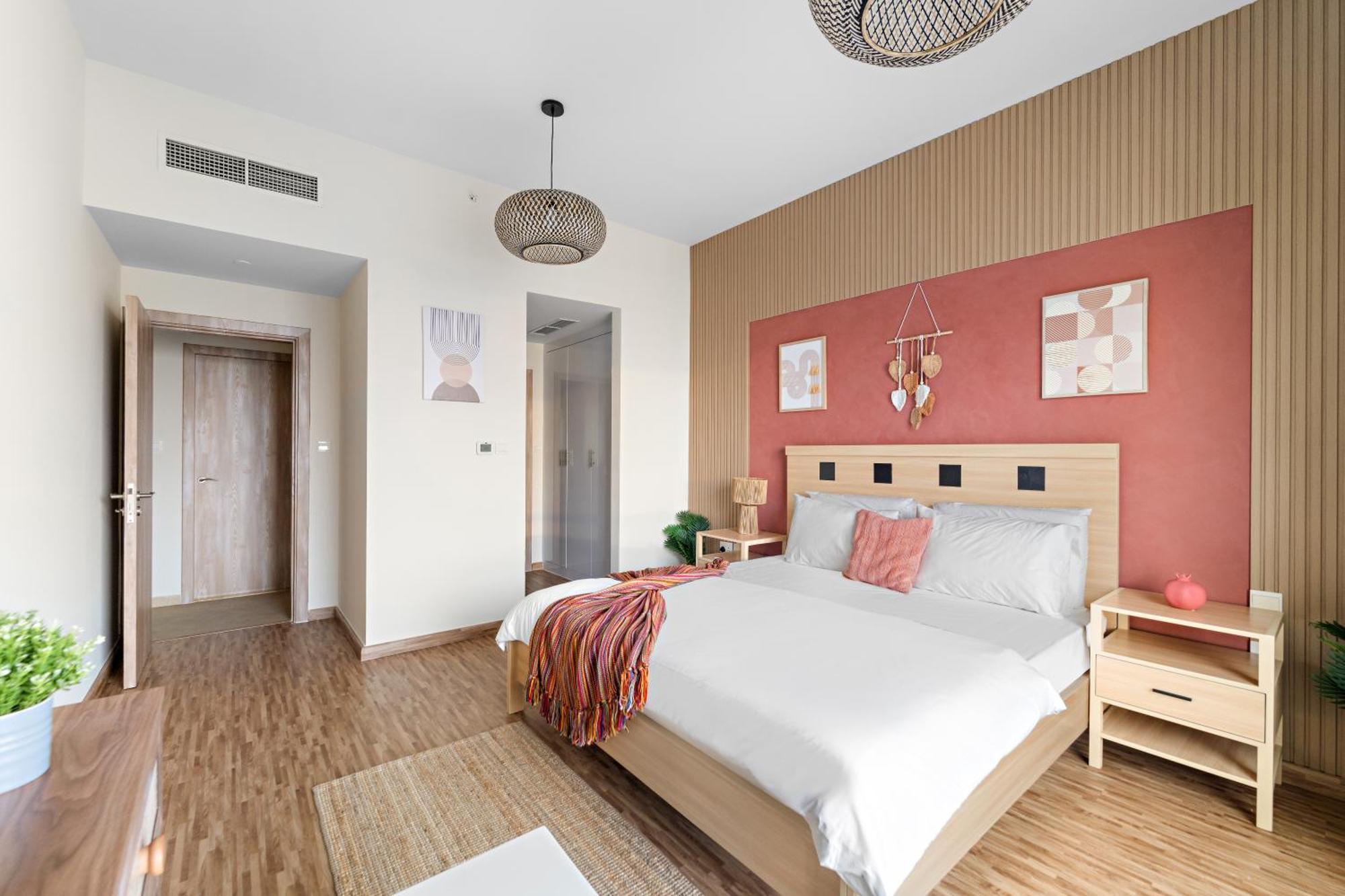 Aesthetic Beach Apartment , Sleeps 6, Pool, Gym & Waterfront Views Dubai Exterior photo